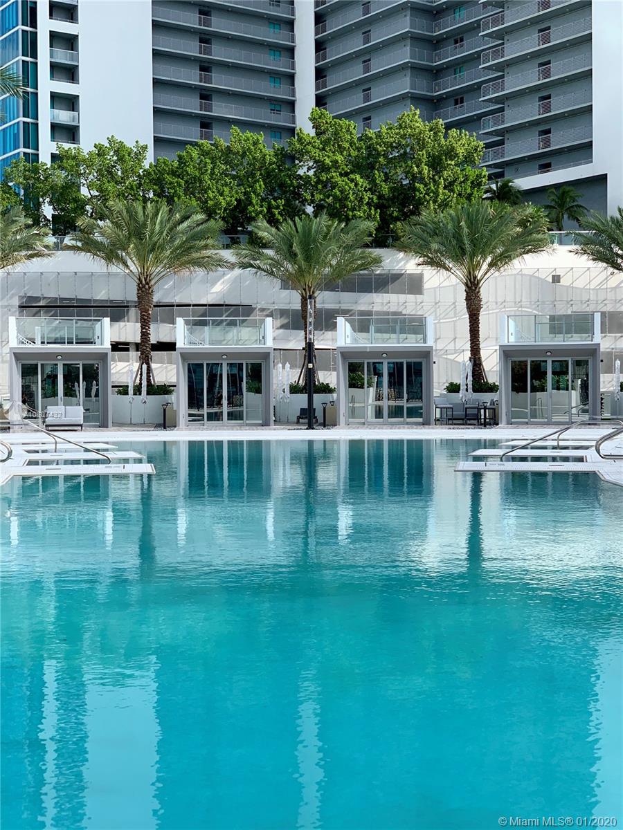 PARAMOUNT MIAMI - Residential Lease