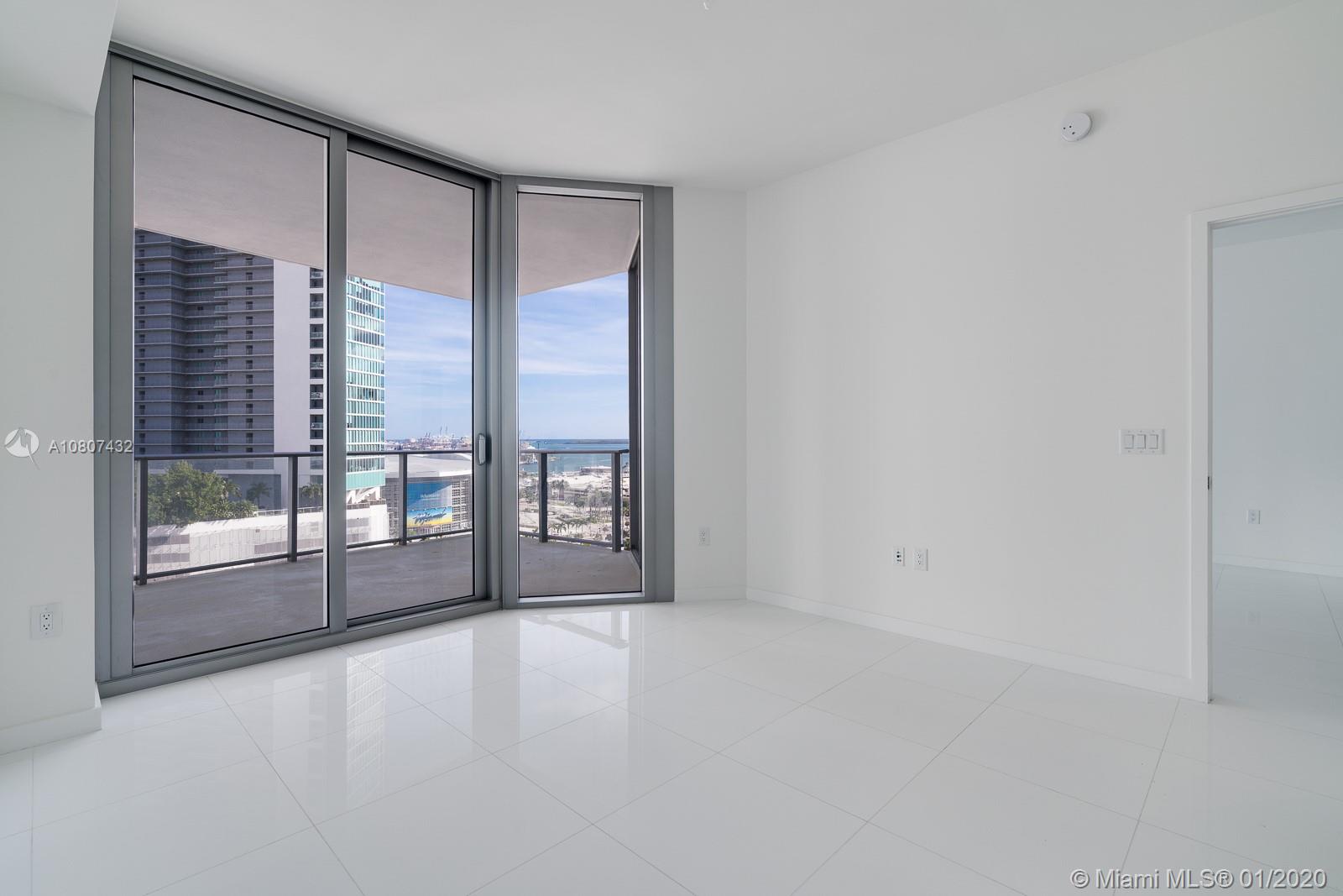 PARAMOUNT MIAMI - Residential Lease
