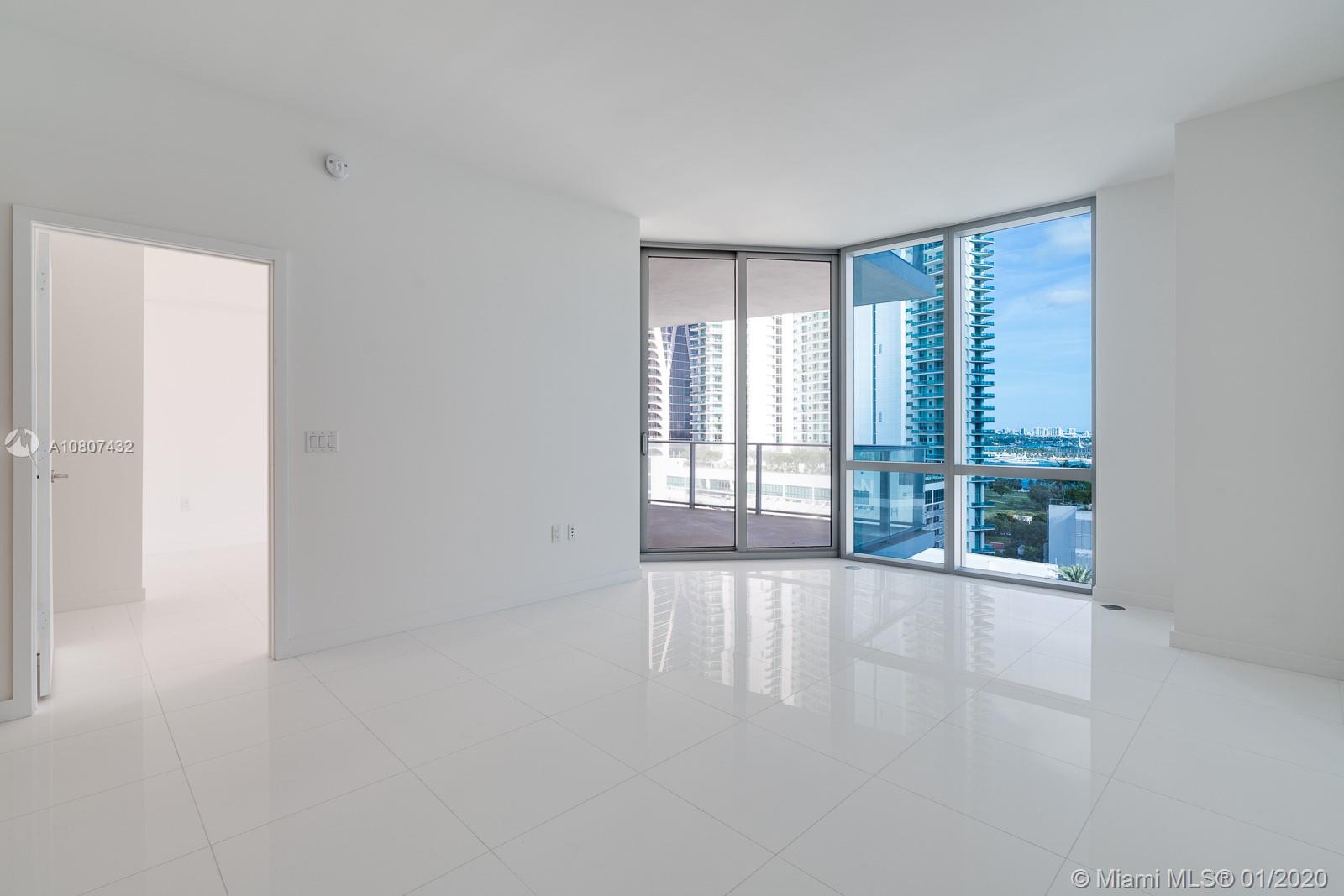 PARAMOUNT MIAMI - Residential Lease