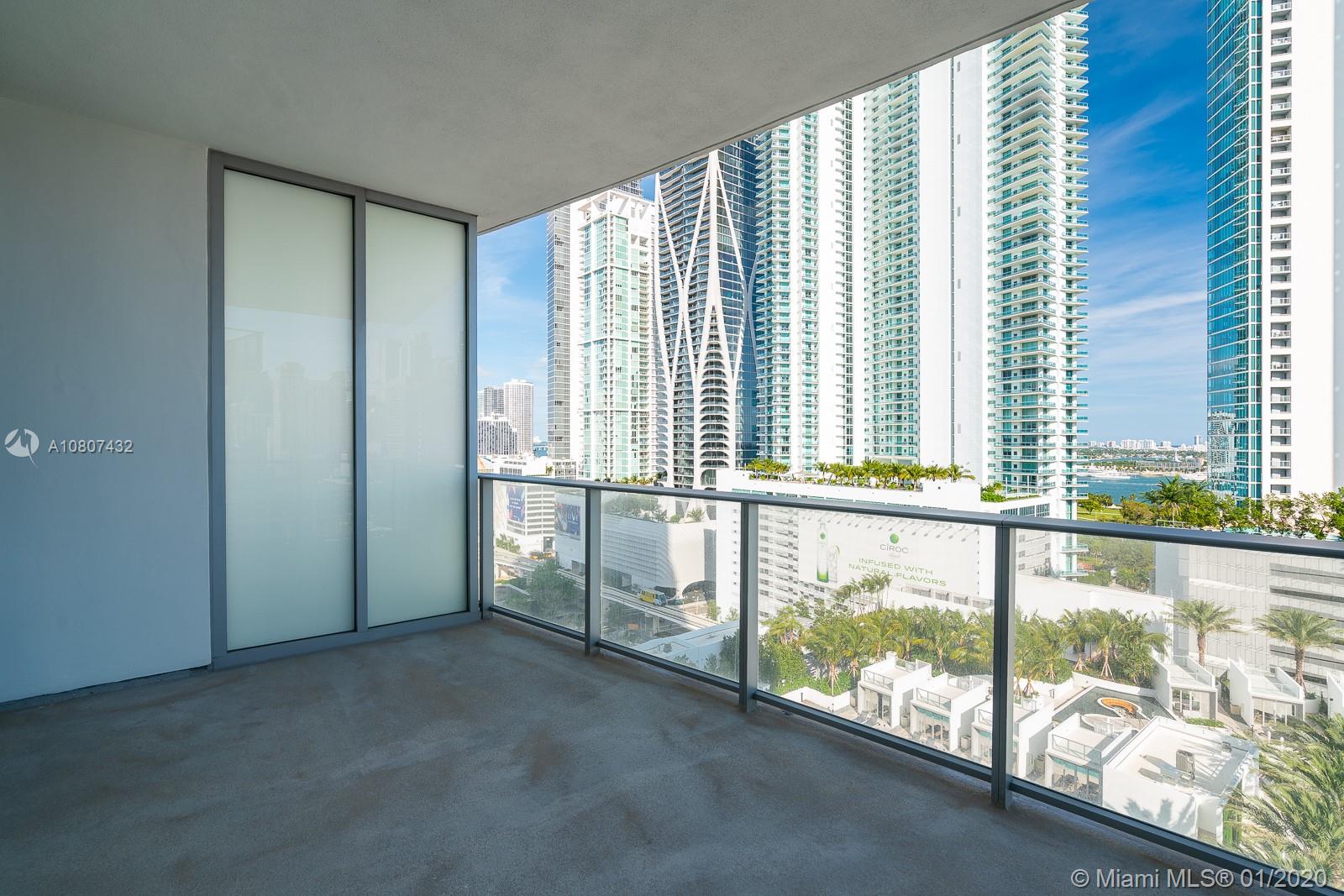 PARAMOUNT MIAMI - Residential Lease
