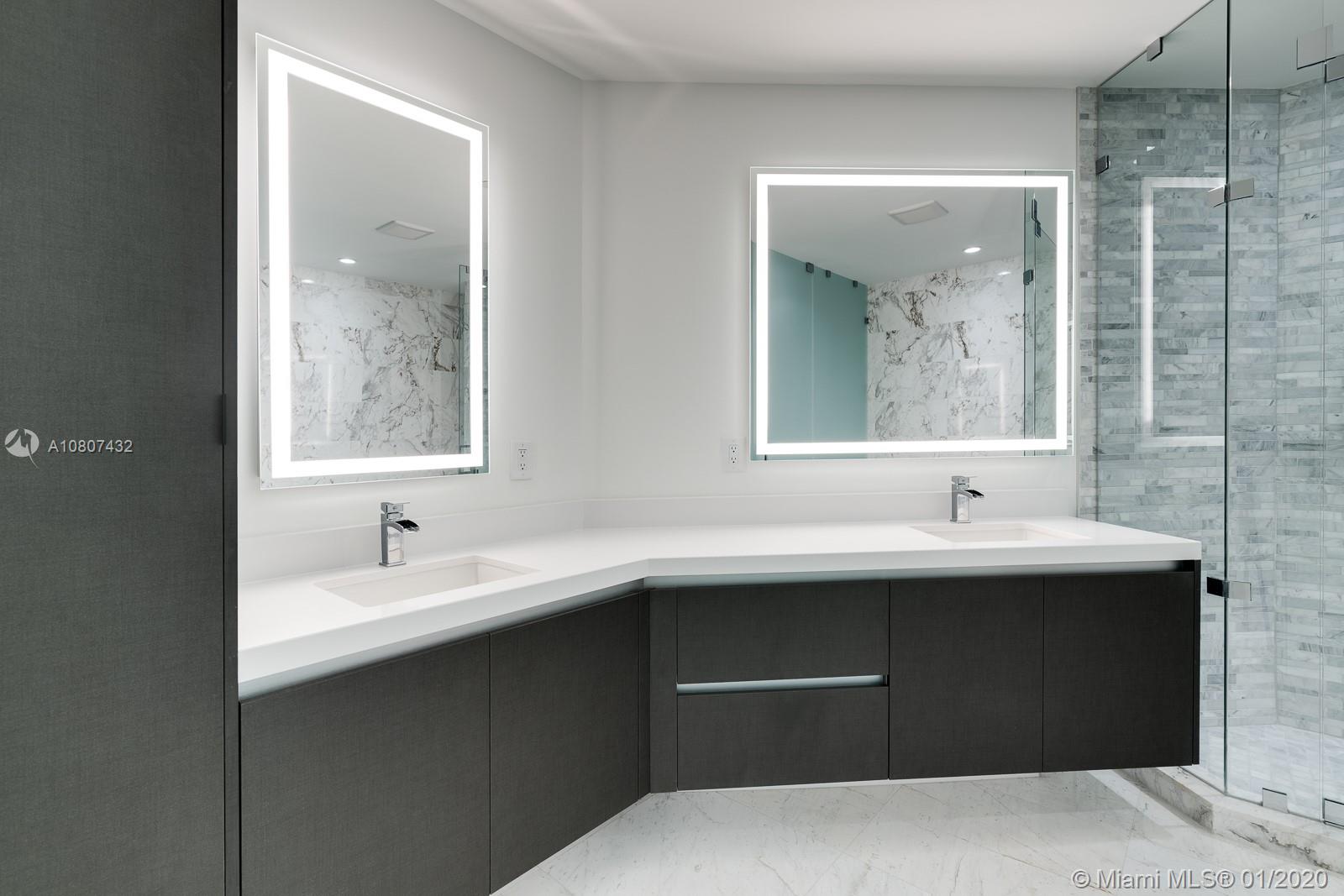 PARAMOUNT MIAMI - Residential Lease