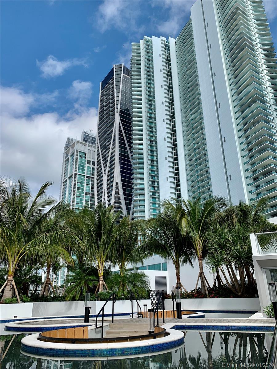 PARAMOUNT MIAMI - Residential Lease