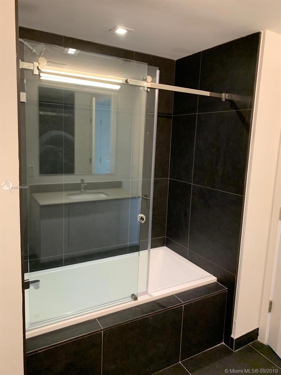 CANVAS CONDO - Residential Lease