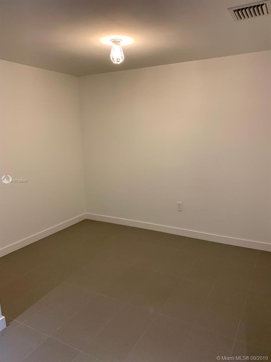 CANVAS CONDO - Residential Lease