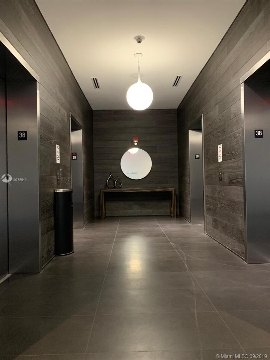 CANVAS CONDO - Residential Lease