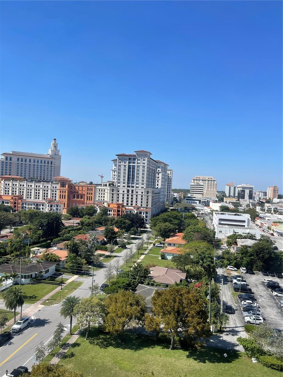 Perfect rental opportunity located in Coral Gables steps away from Coral Gables entertainment, business districts, restaurants, and shopping. This centrally located apartment is a 1 bedroom 1 bath and half bath is perfect for entertaining by the pool or club house. The building has a full gym, business center, and covered gated parking and 24 hr security.