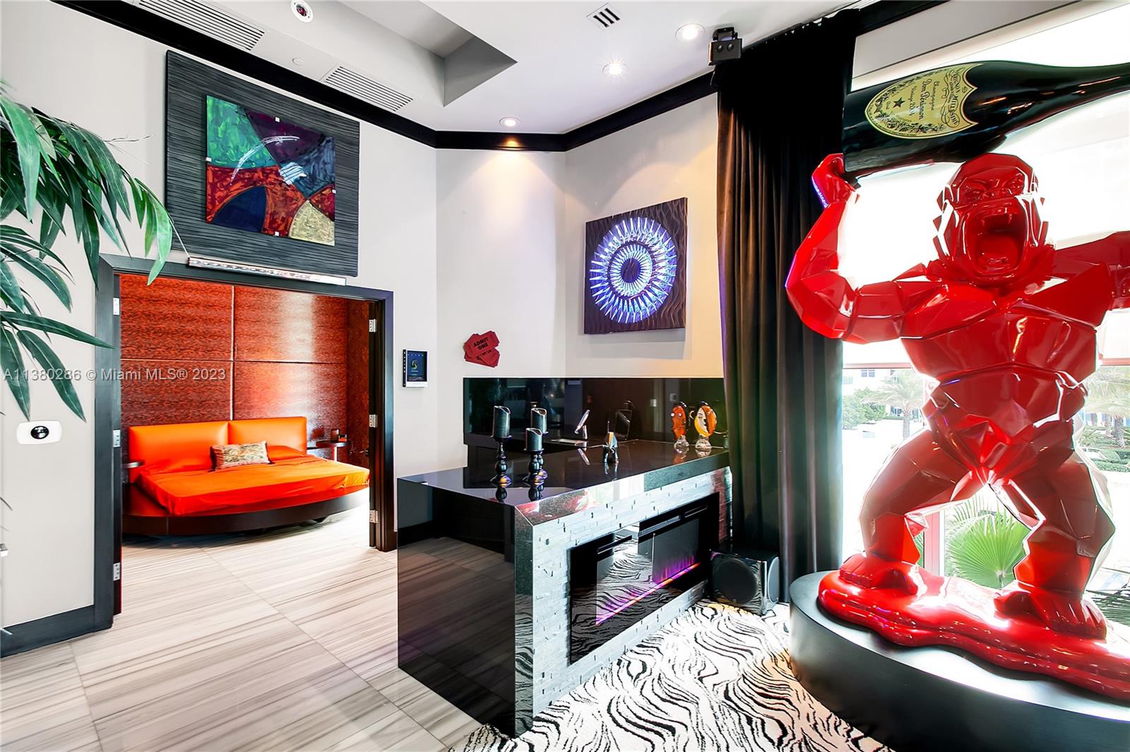 2711 HOLLYWOOD BEACH COND - Residential