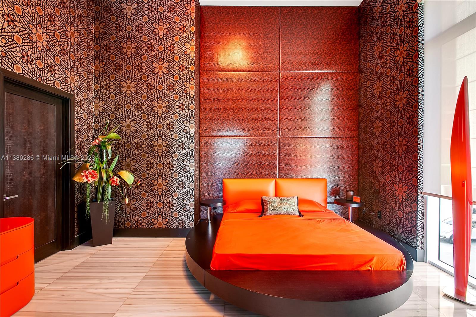 2711 HOLLYWOOD BEACH COND - Residential