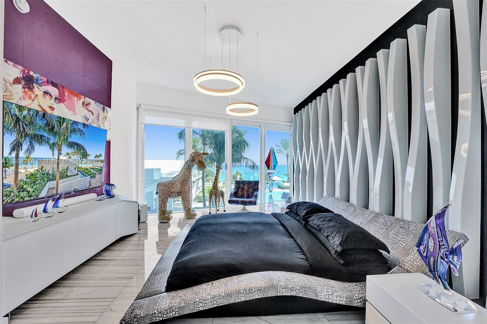 2711 HOLLYWOOD BEACH COND - Residential