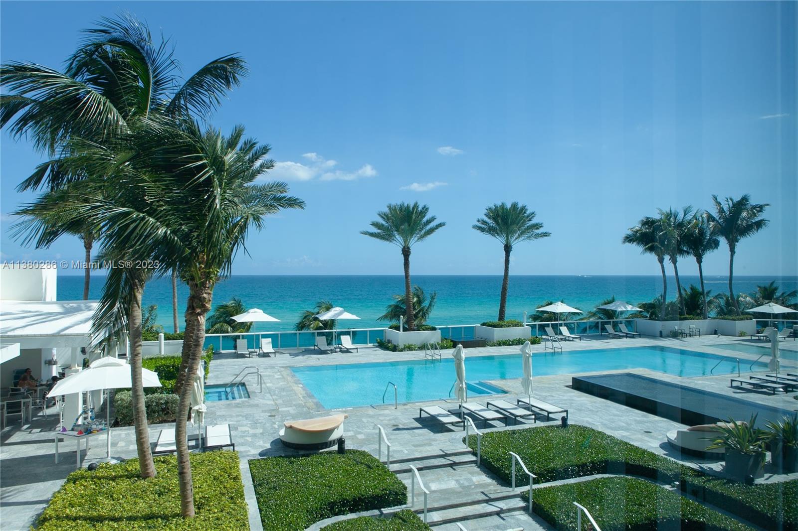 2711 HOLLYWOOD BEACH COND - Residential