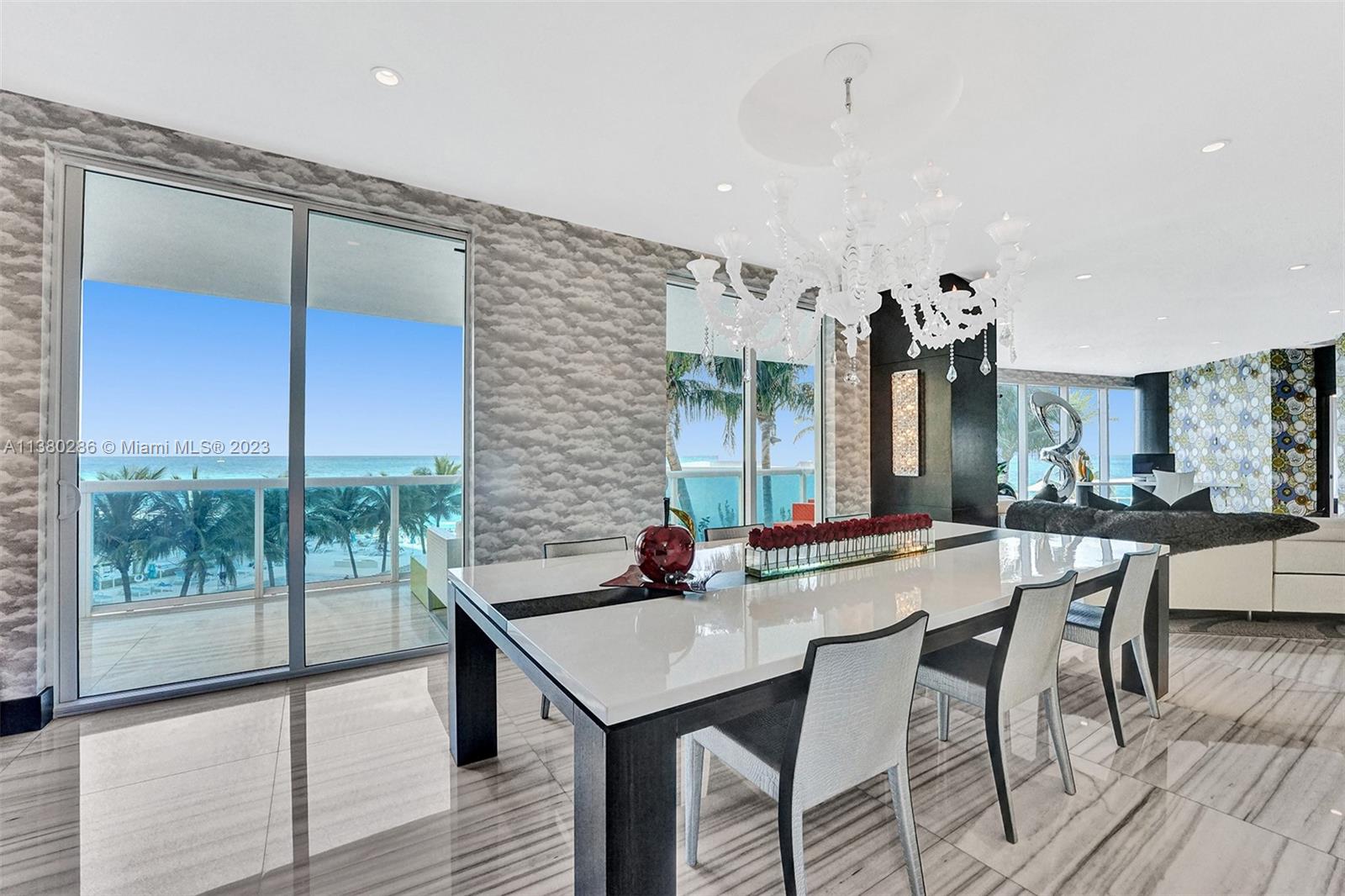 2711 HOLLYWOOD BEACH COND - Residential