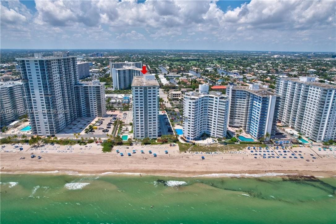 RIVIERA CONDO - Residential