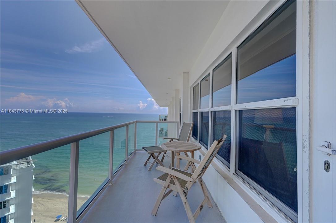 3550 Galt Ocean Dr 1910, Fort Lauderdale, FL, 33308/$610,000 1 3550 Galt Ocean Dr 1910