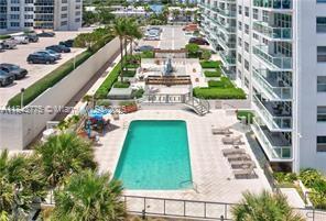 RIVIERA CONDO - Residential