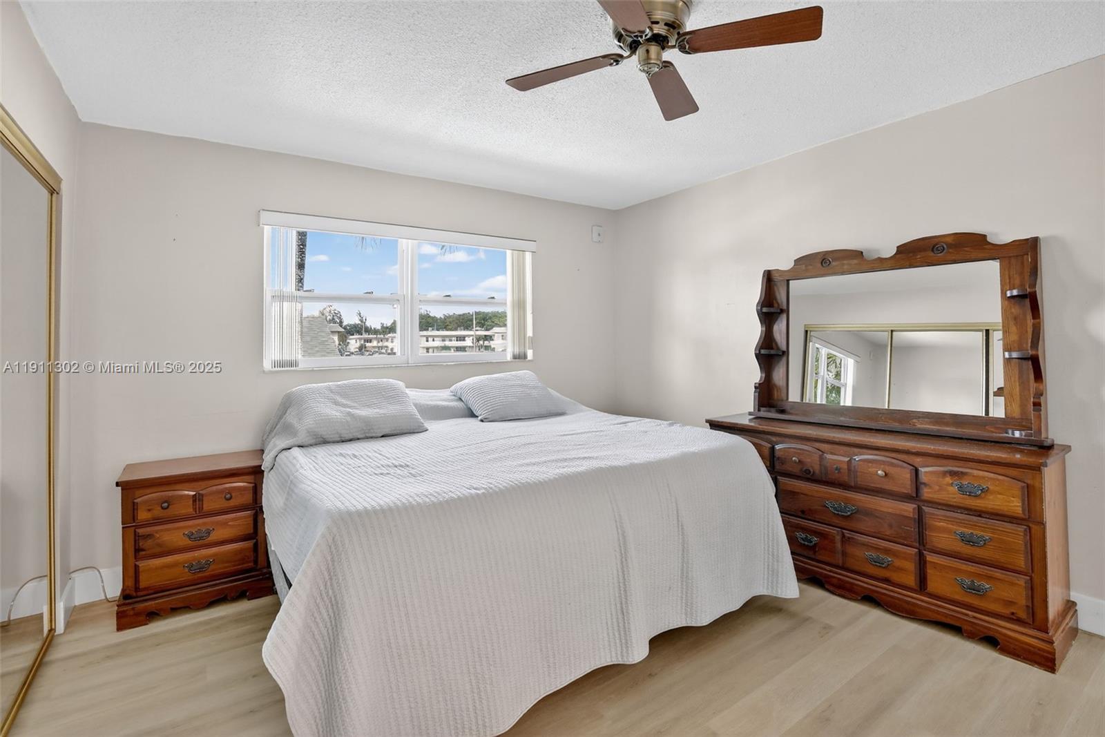 CRYSTAL COURT MANOR NO 7 - Residential