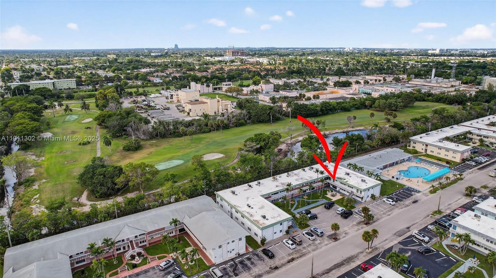 CRYSTAL COURT MANOR NO 7 - Residential