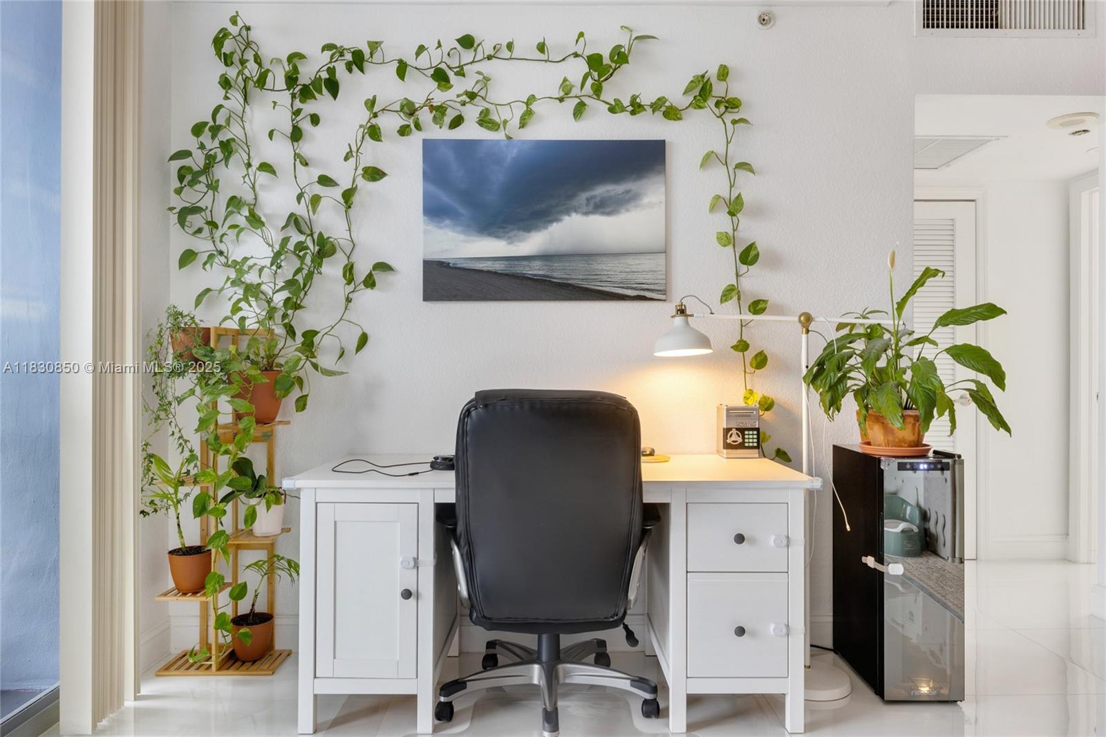 401 BLU OF NORTH BEACH CO - Residential