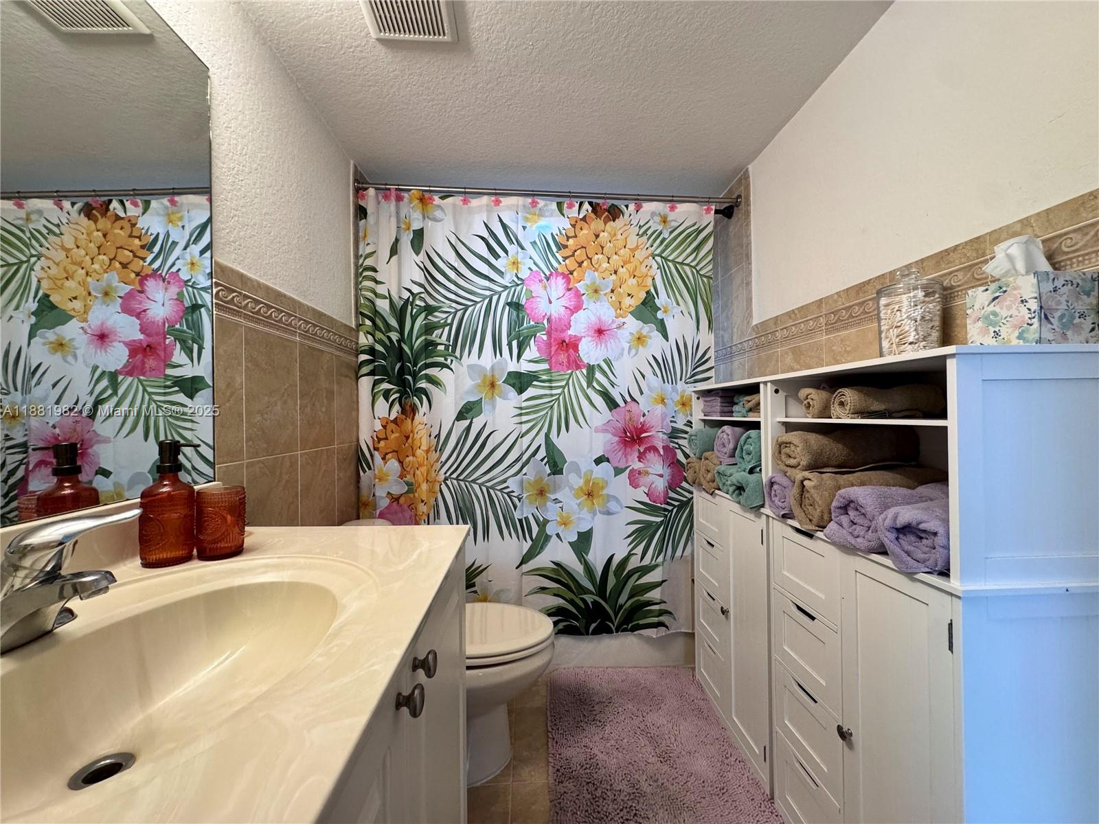 CUTLER LAKES CONDO II - Residential