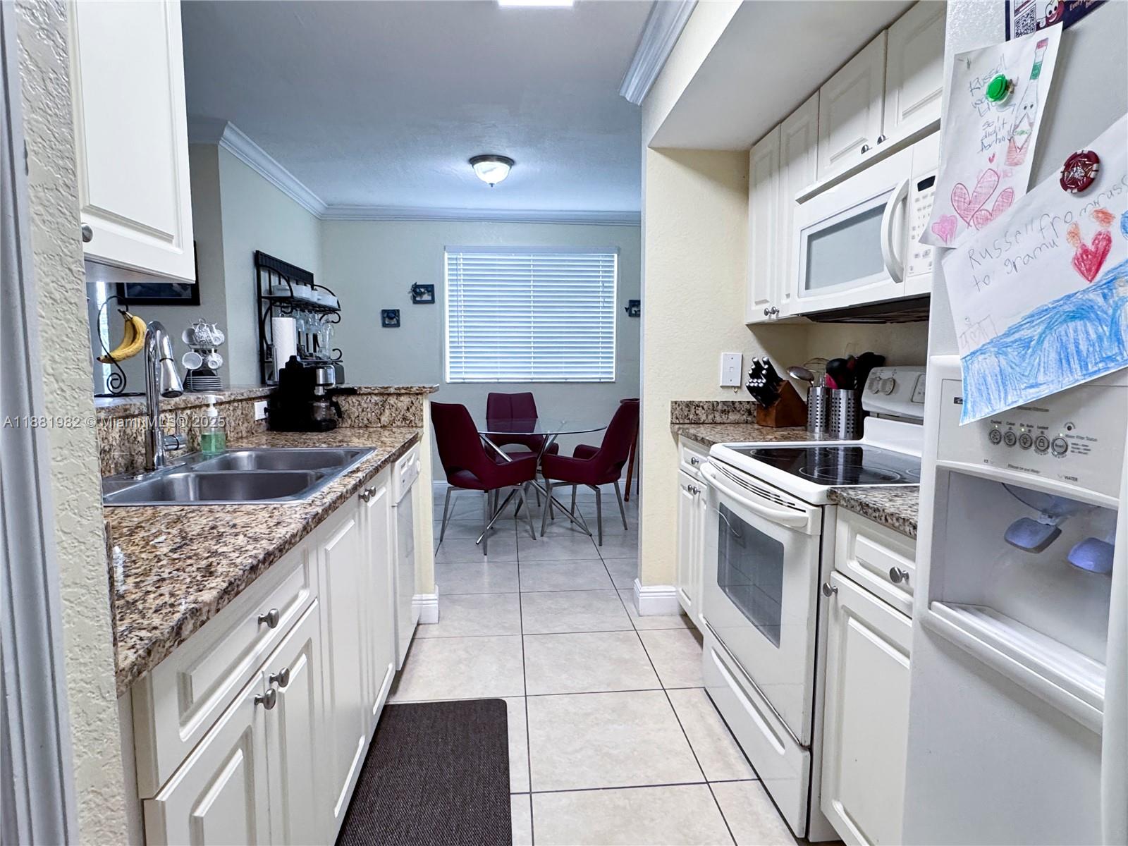 CUTLER LAKES CONDO II - Residential