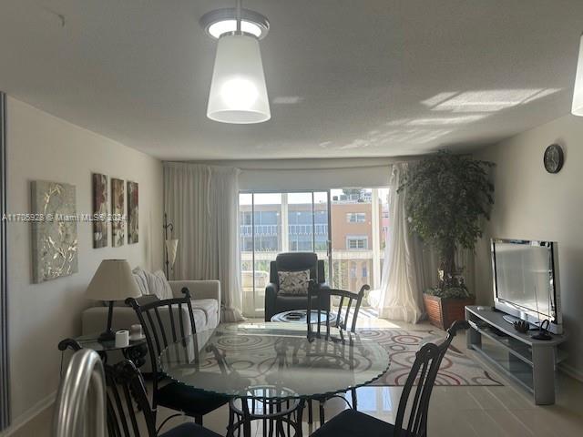 MEADOWBROOK TOWERS CONDO - Residential