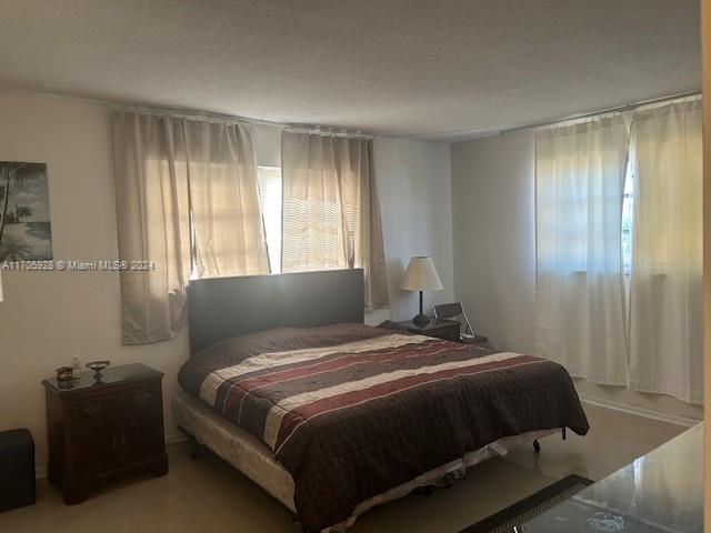 MEADOWBROOK TOWERS CONDO - Residential