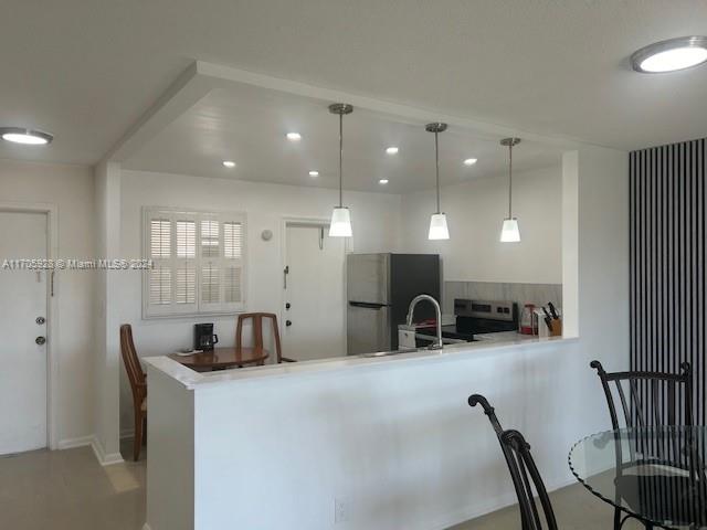 MEADOWBROOK TOWERS CONDO - Residential