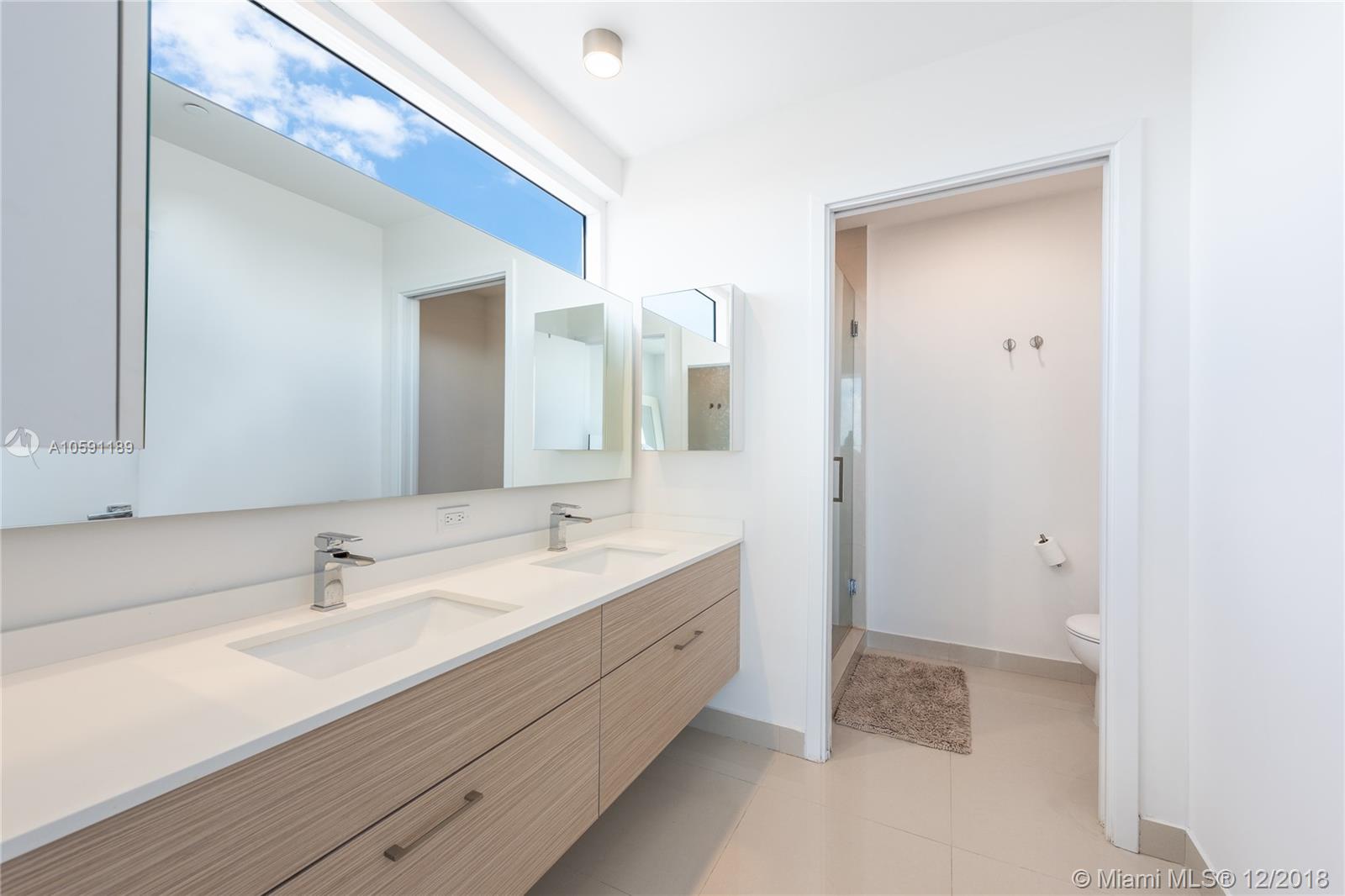 BAY HOUSE MIAMI - Residential Lease