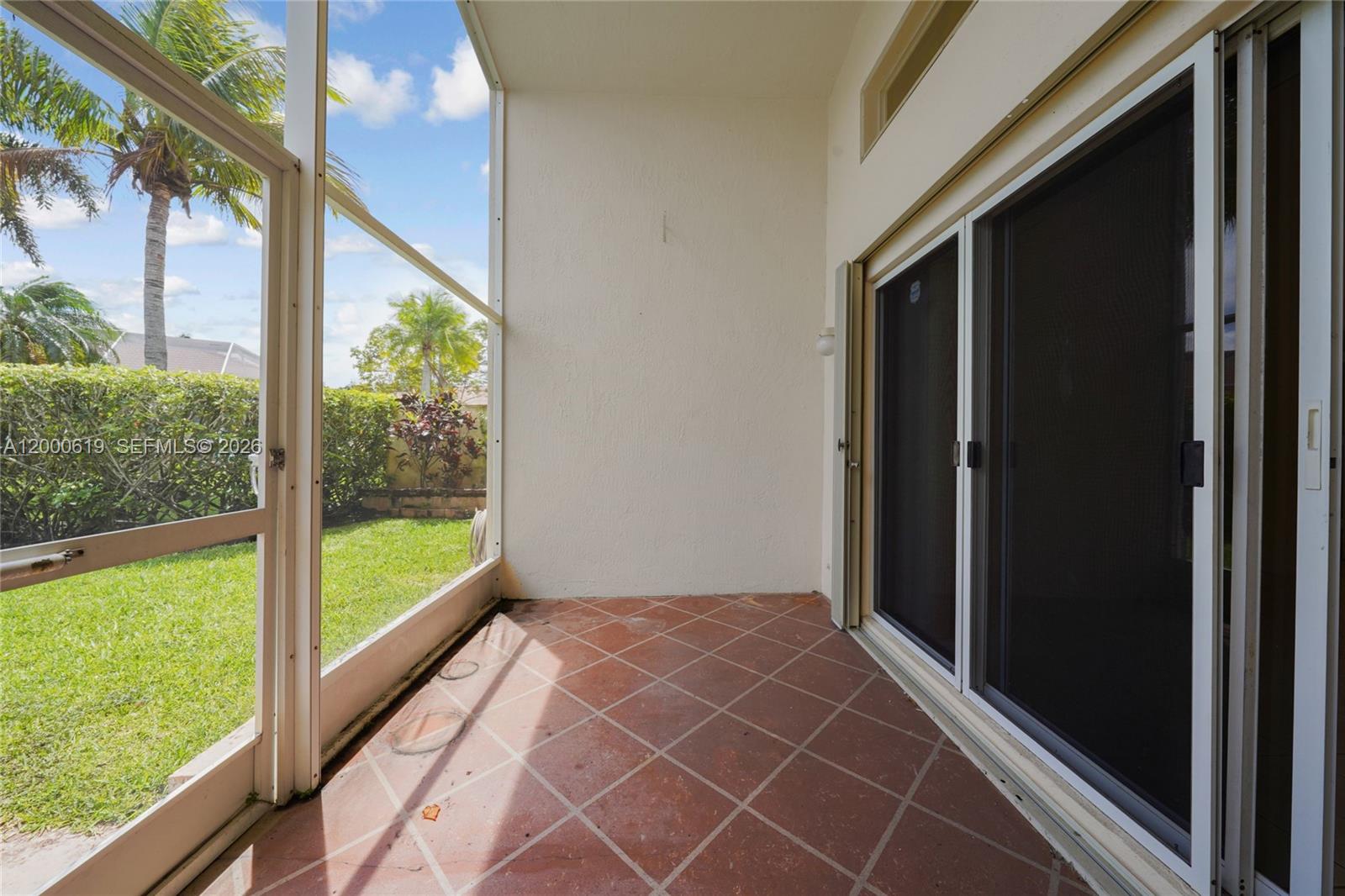 BALMORAL COUNTRY CLUB LAC - Residential