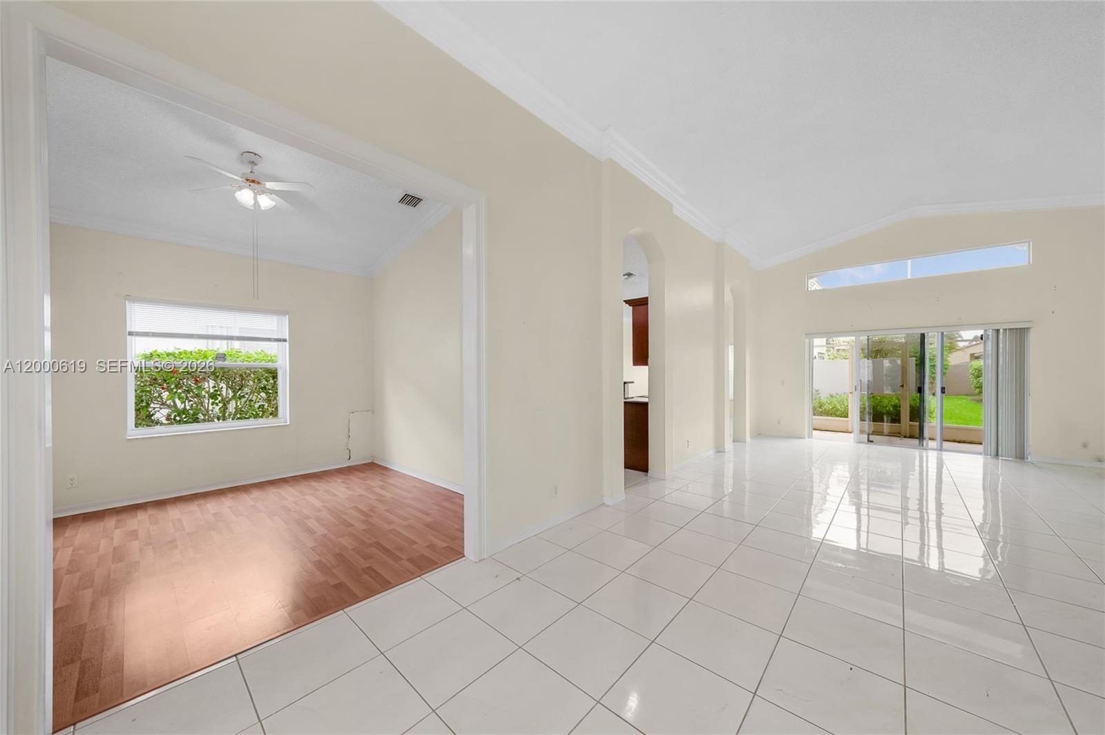 BALMORAL COUNTRY CLUB LAC - Residential