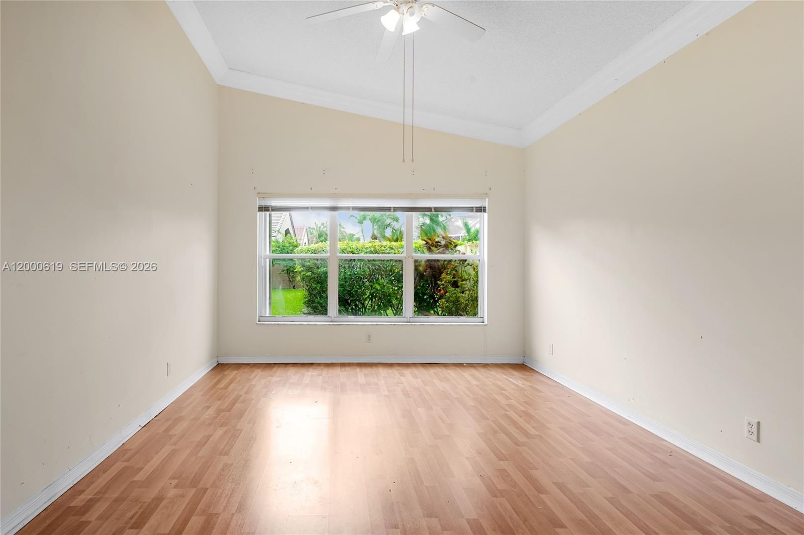 BALMORAL COUNTRY CLUB LAC - Residential