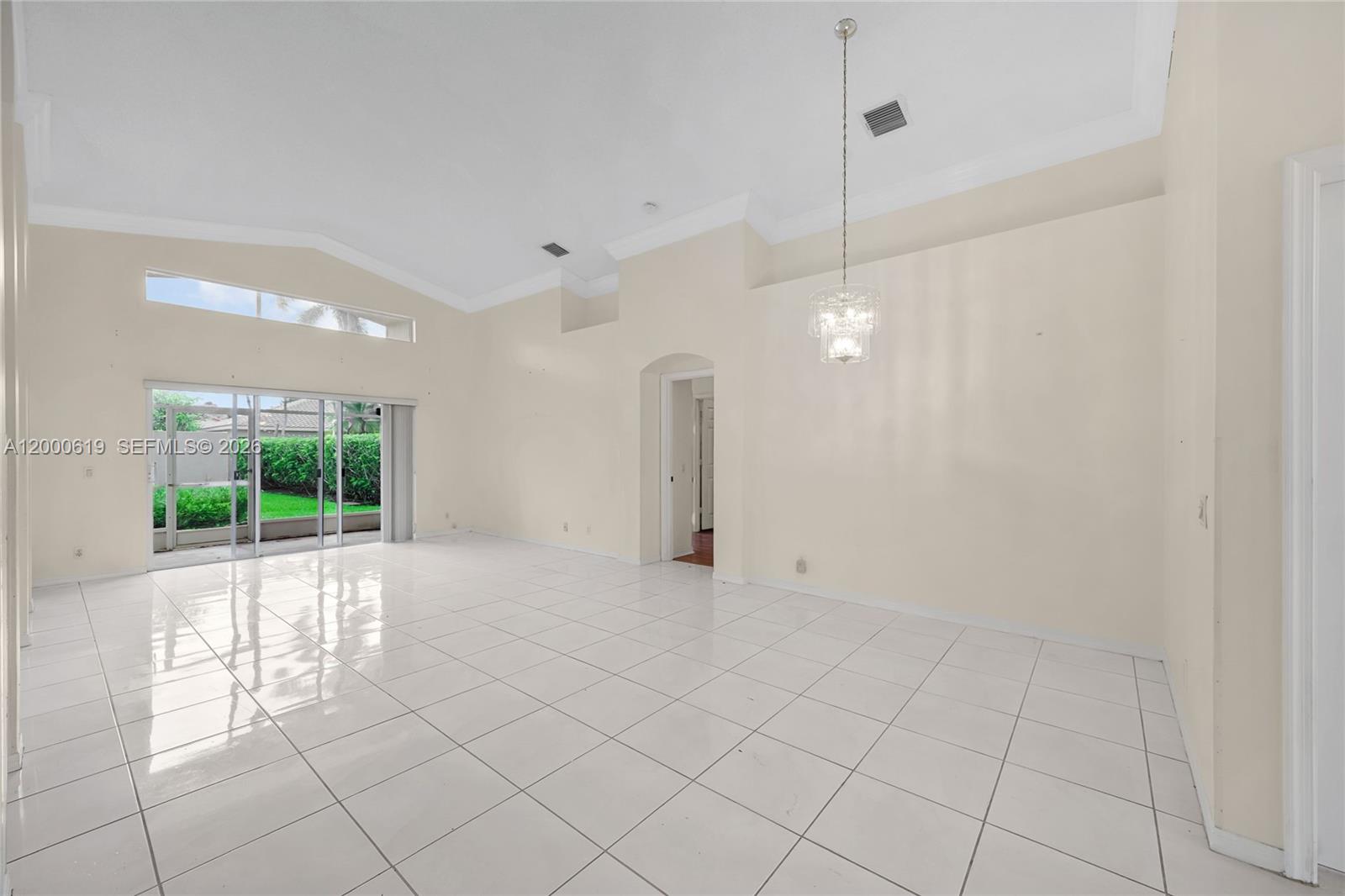 BALMORAL COUNTRY CLUB LAC - Residential