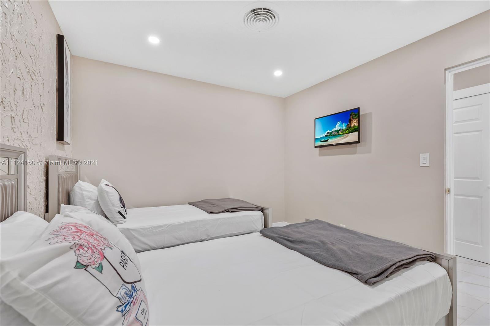 BEL-AIR ISLE - Residential Lease