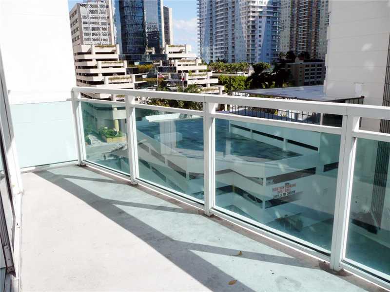 THE PLAZA ON BRICKELL - Residential Lease