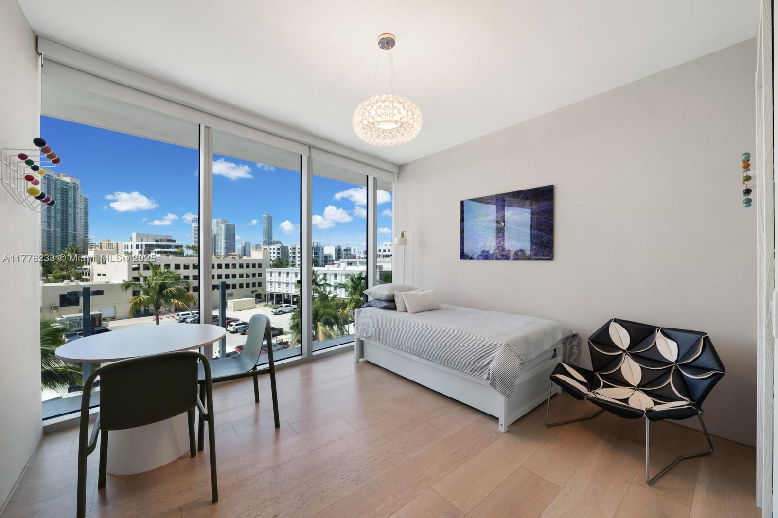 ONE OCEAN CONDO - Residential