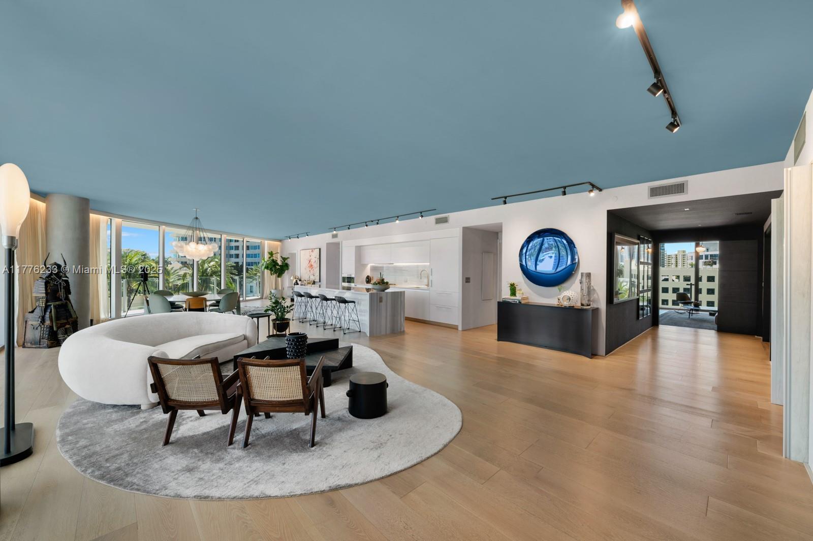 ONE OCEAN CONDO - Residential