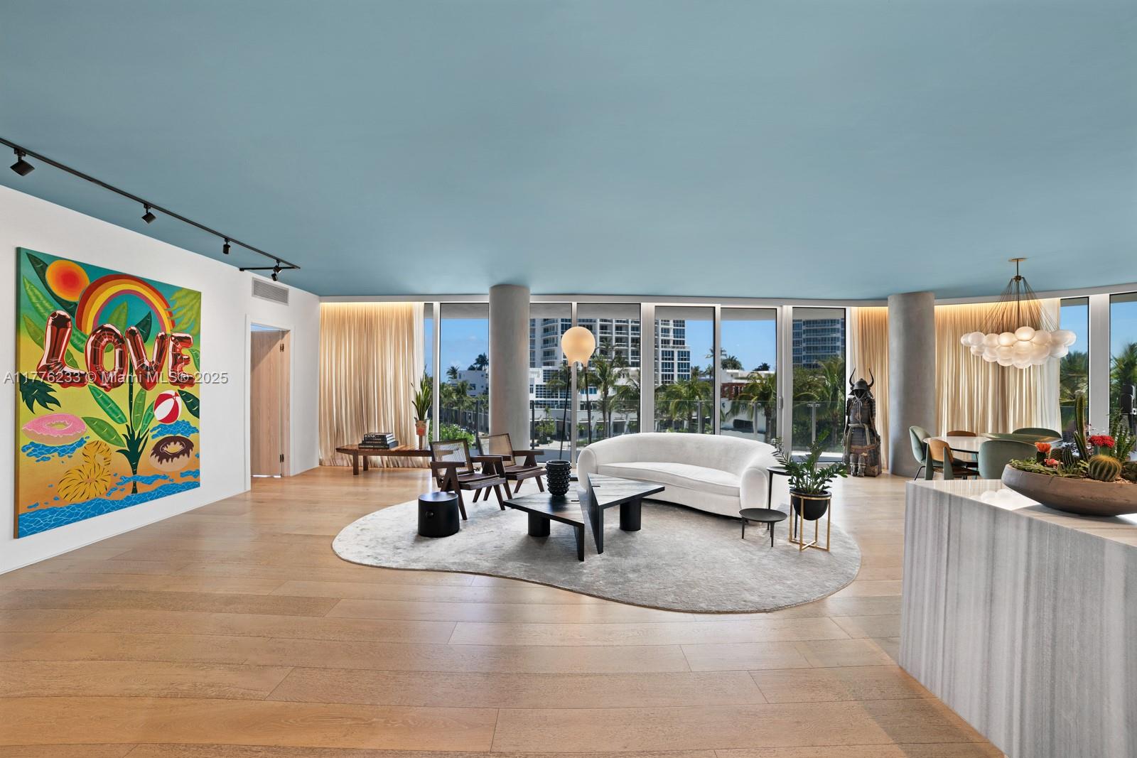 1 Collins Ave 401