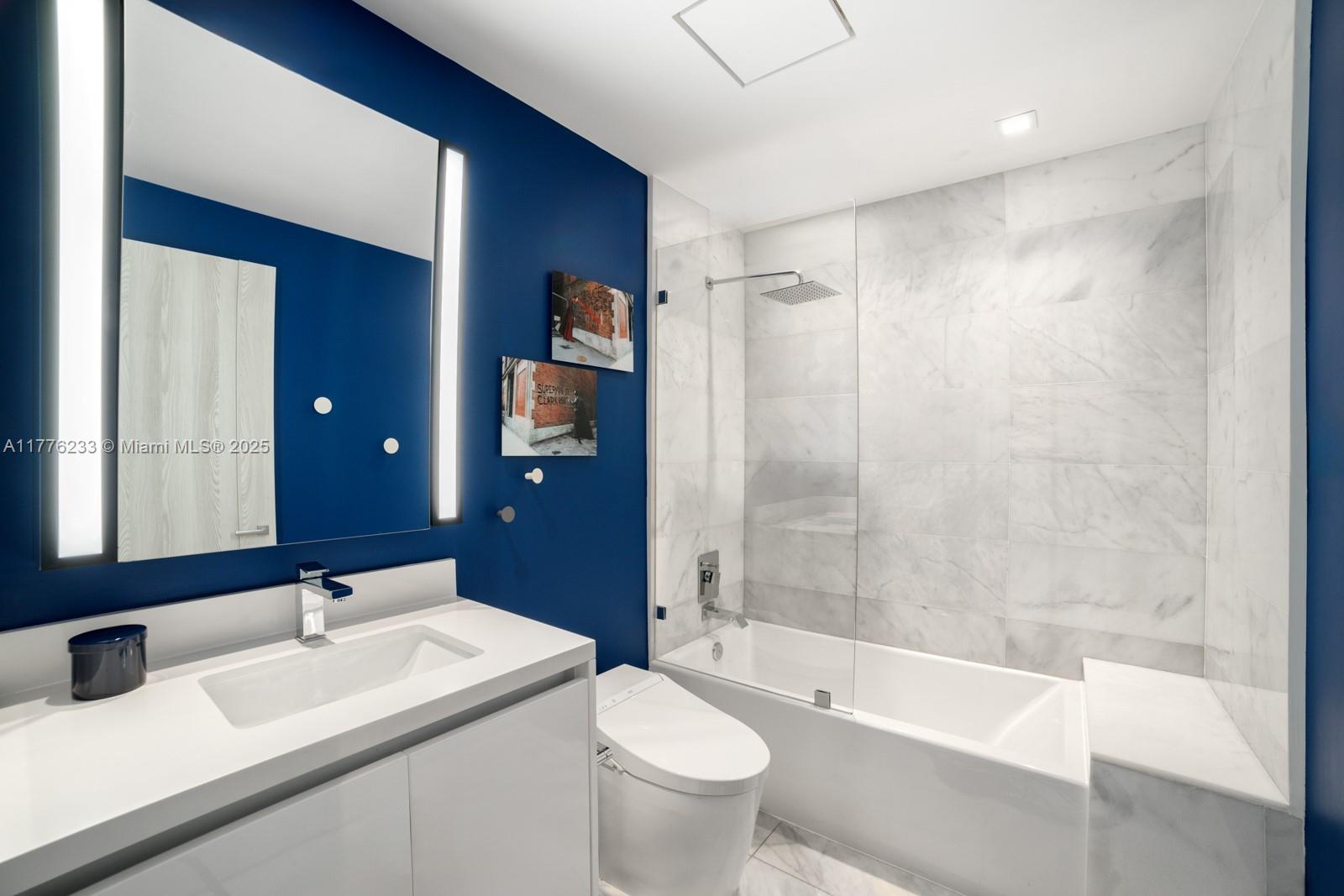 ONE OCEAN CONDO - Residential