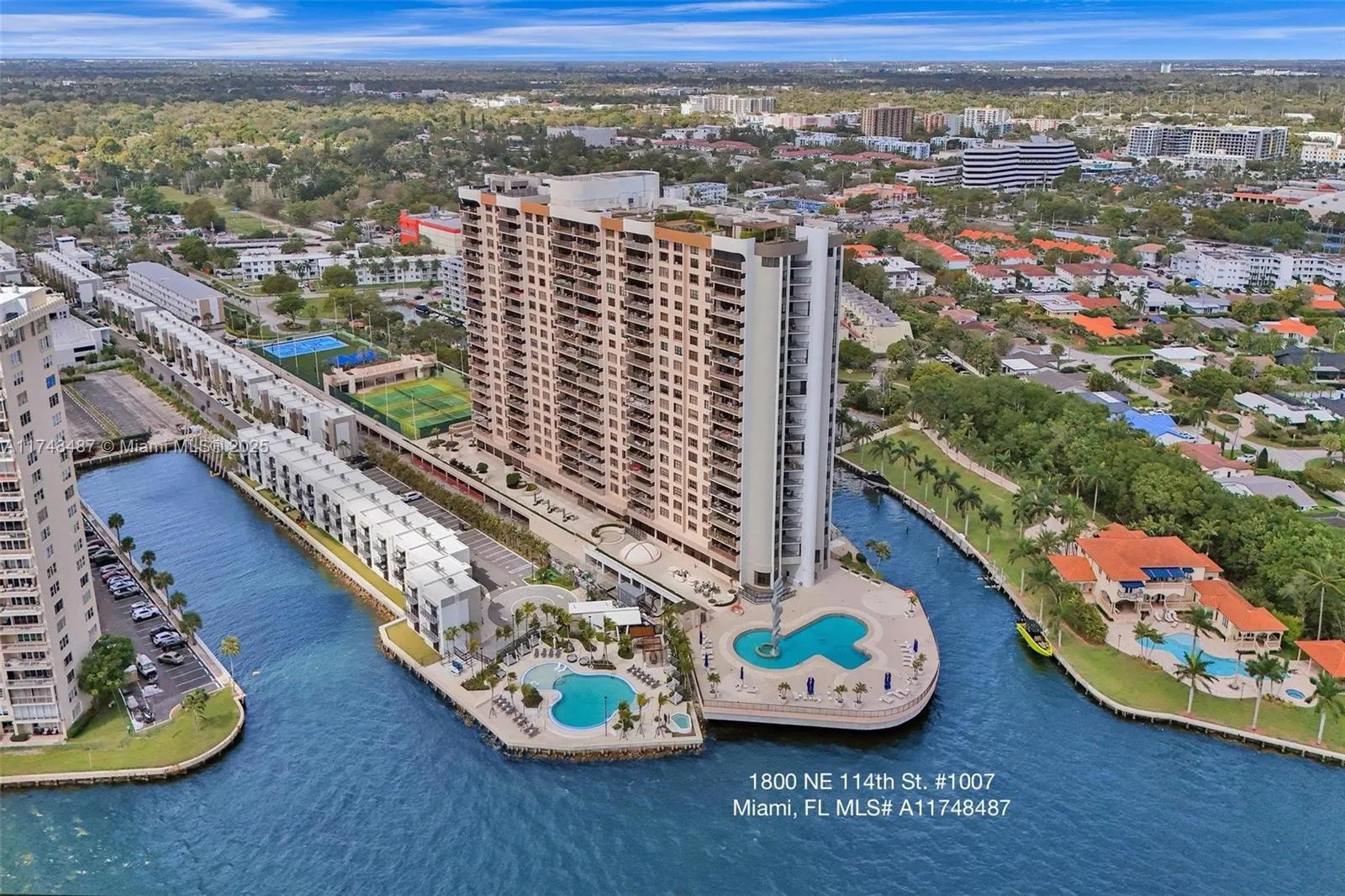 Miami, Florida 33181, United States, 1 Bedroom Bedrooms, ,2 BathroomsBathrooms,Residential,Active,77191