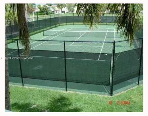 CORAL KEY CONDO - Residential