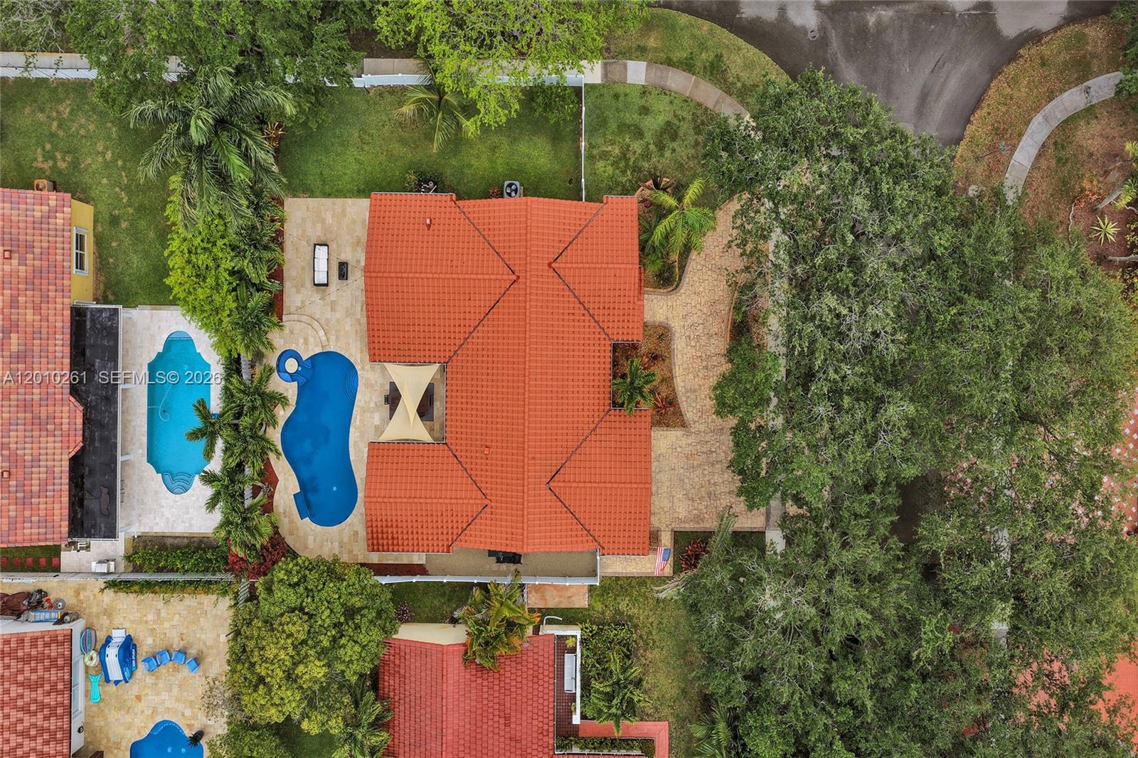 FLAMINGO ESTATES - Residential