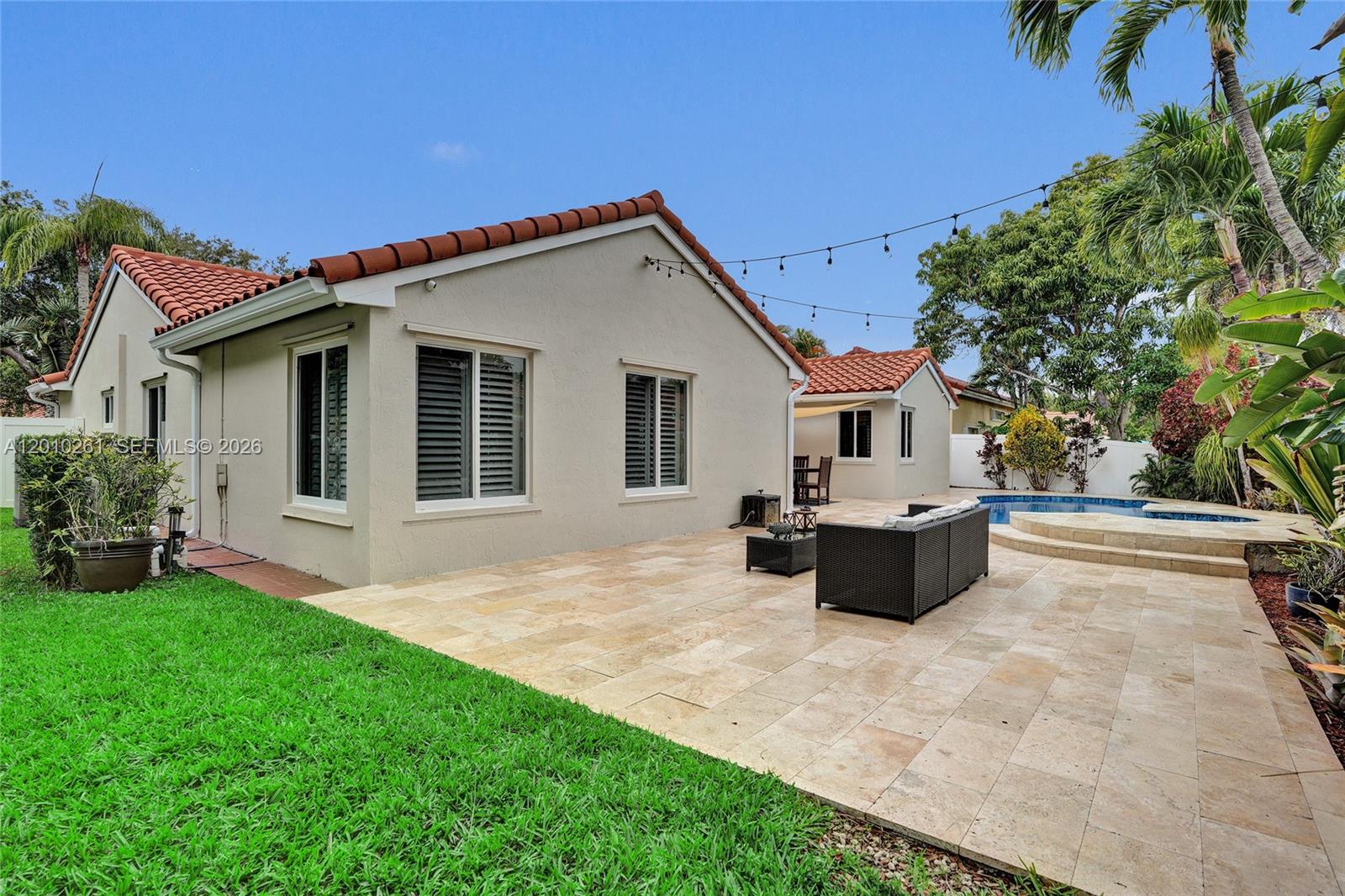 FLAMINGO ESTATES - Residential