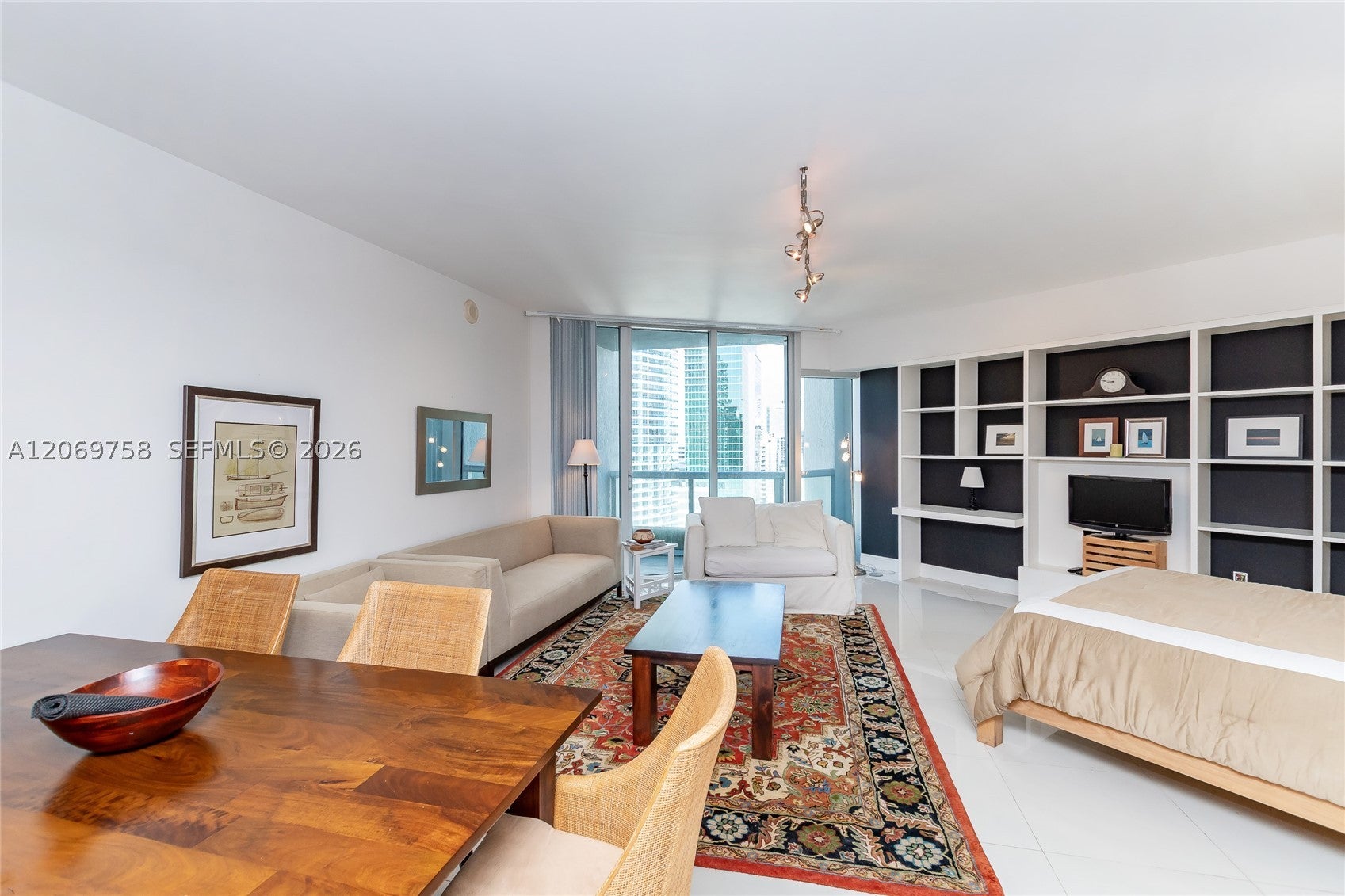 475 Brickell Ave 2908