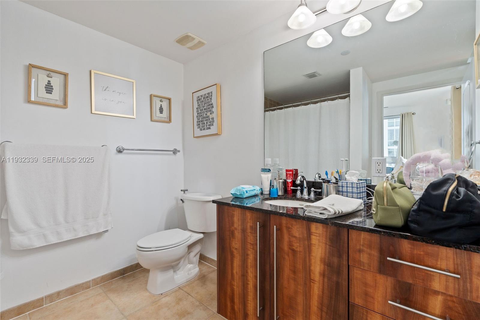 TOSCANO CONDO - Residential