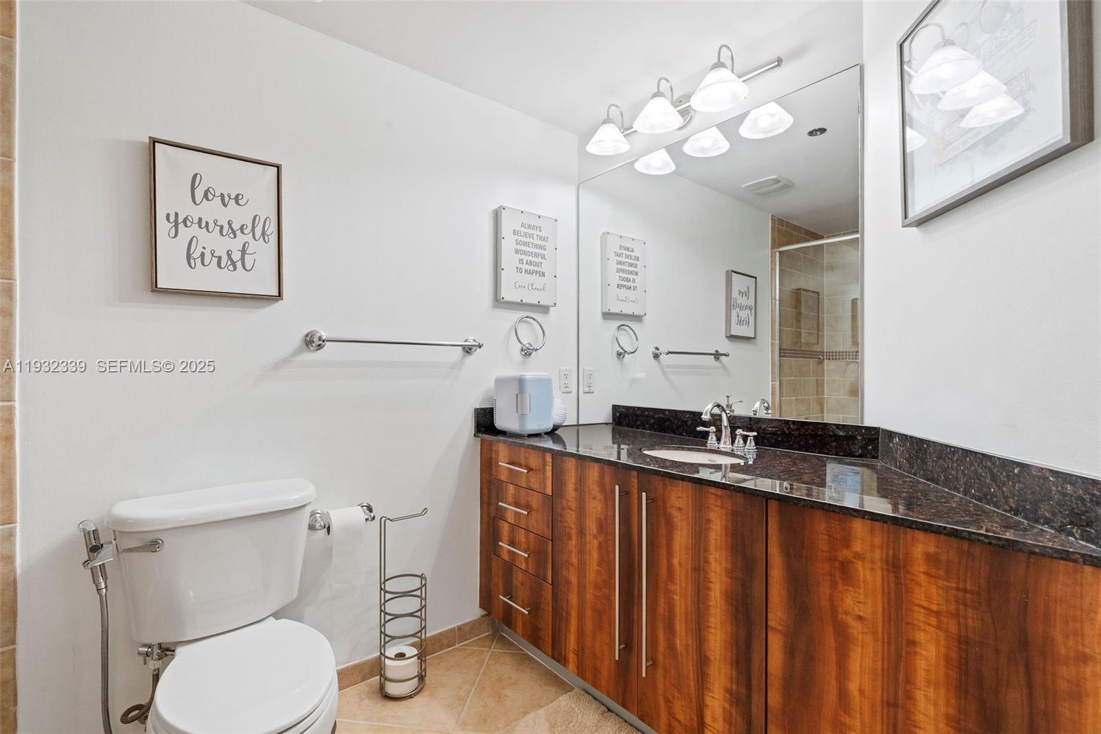 TOSCANO CONDO - Residential