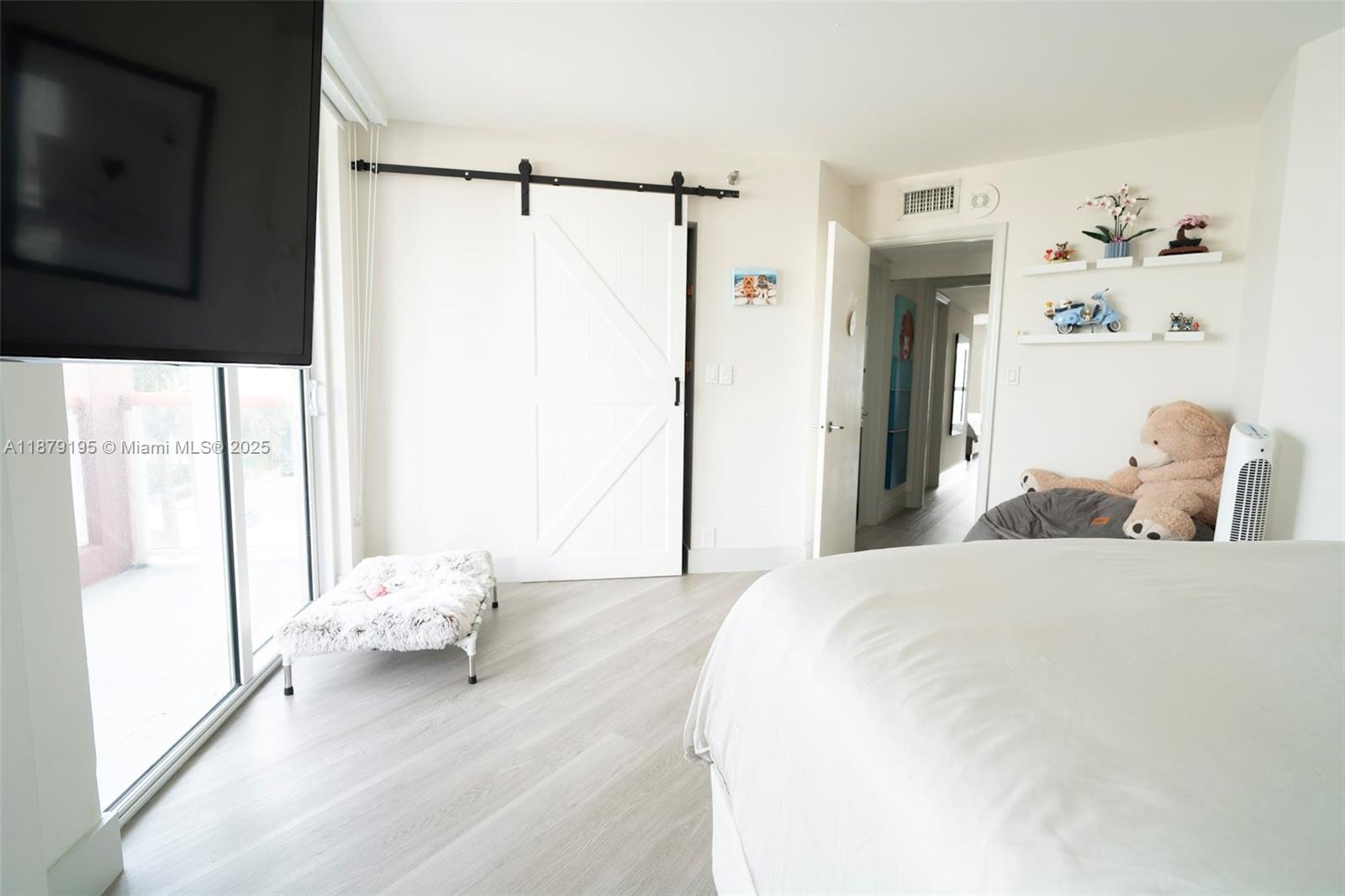 THE STERLING CONDO - Residential