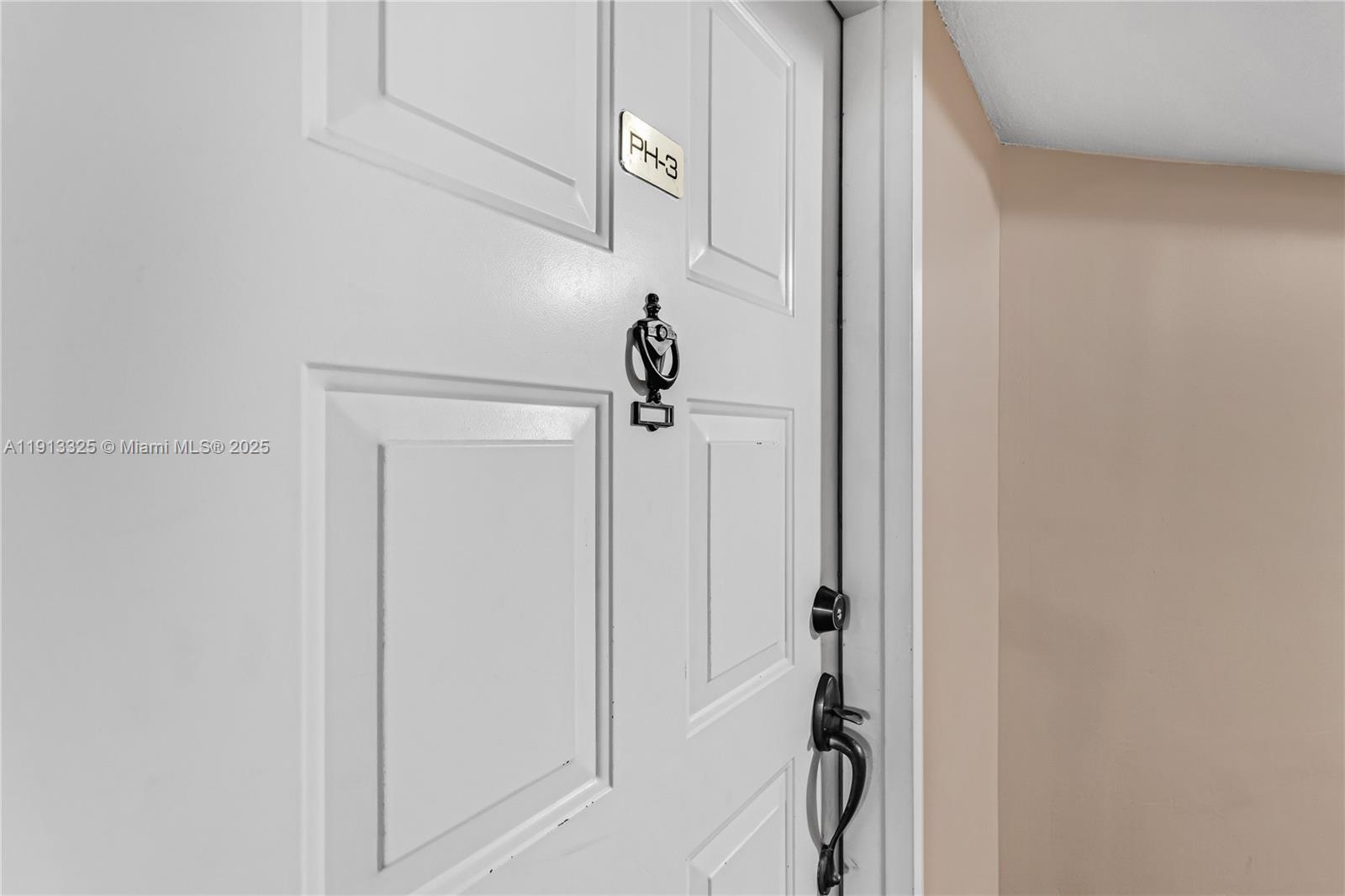 LA RIVE GAUCHE CONDO - Residential Lease