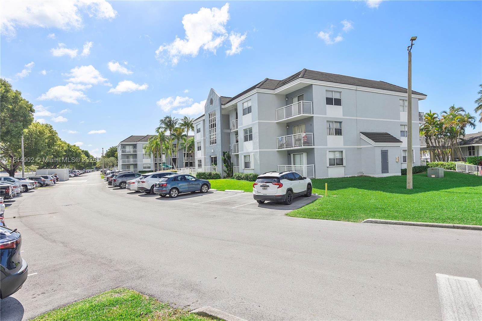 8620 SW 212th St 301