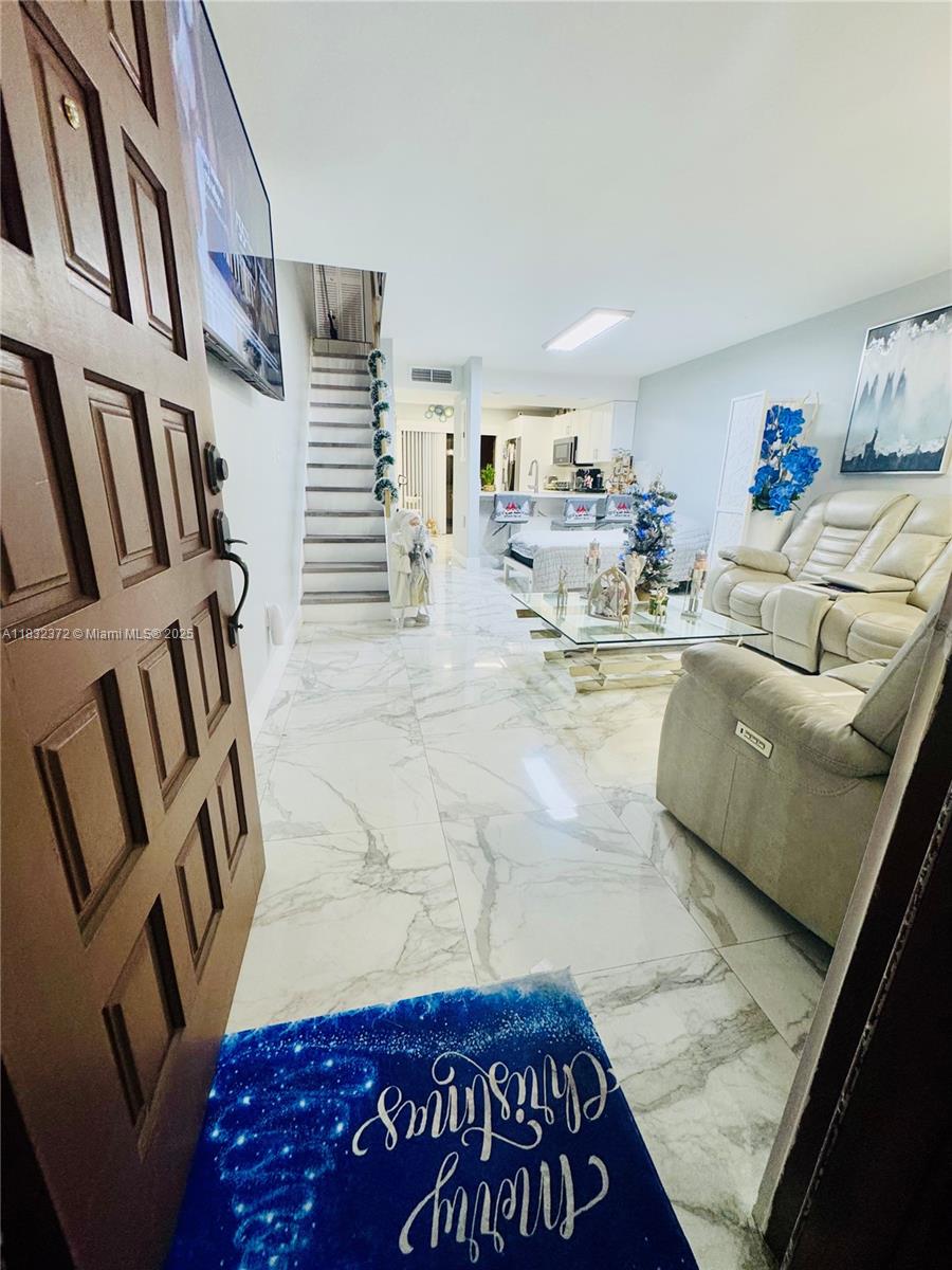 5072 W 12th Ln D-14