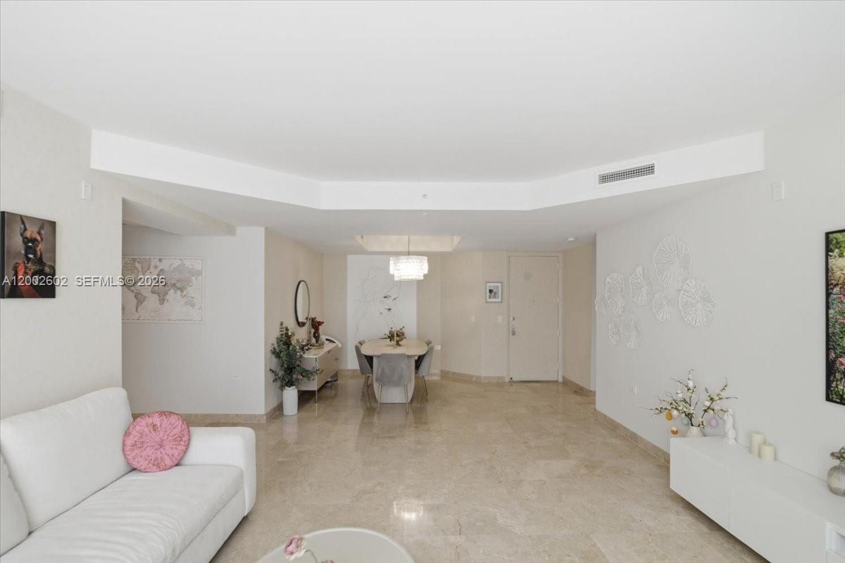 801 Brickell Key Blvd 409