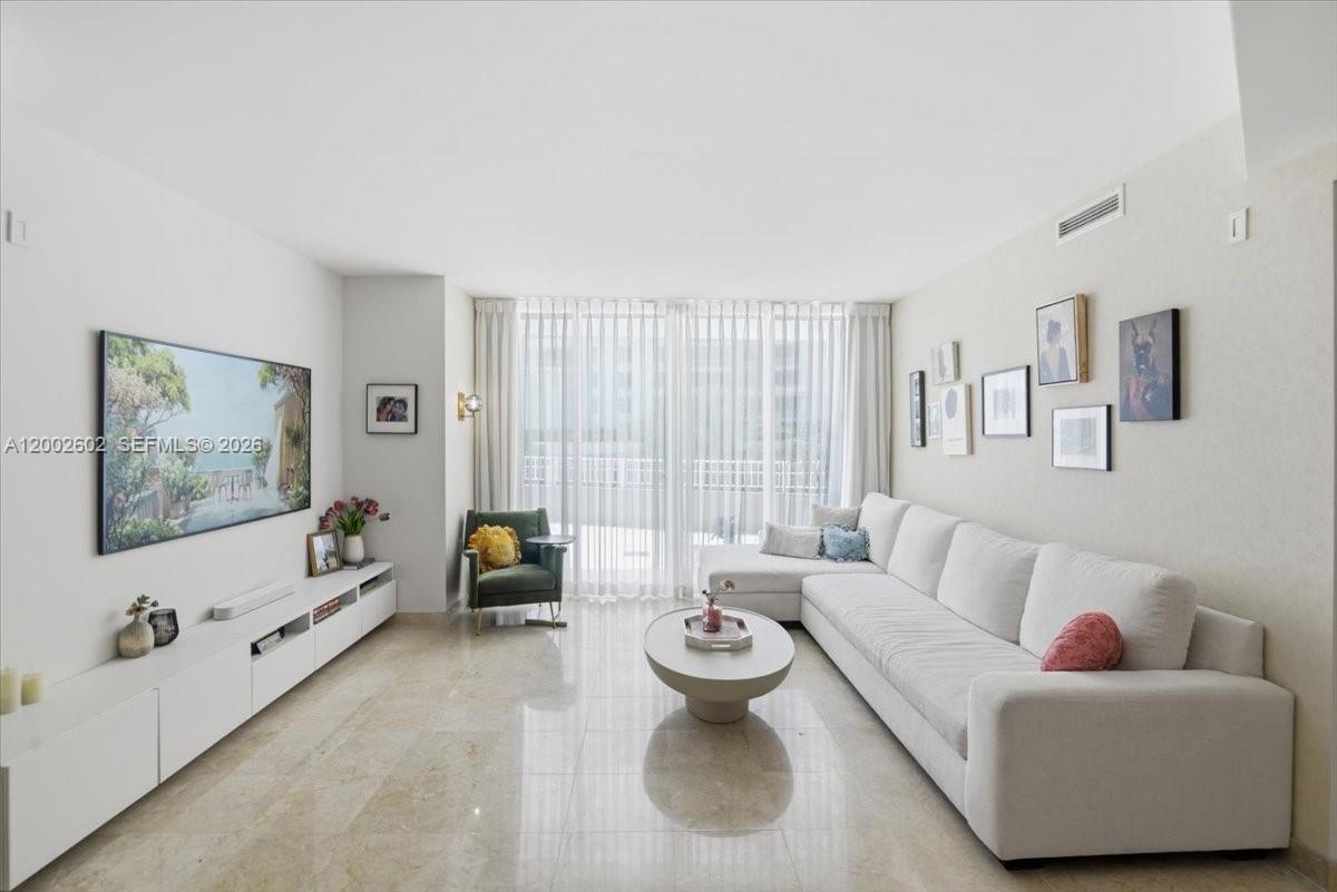 801 Brickell Key Blvd 409